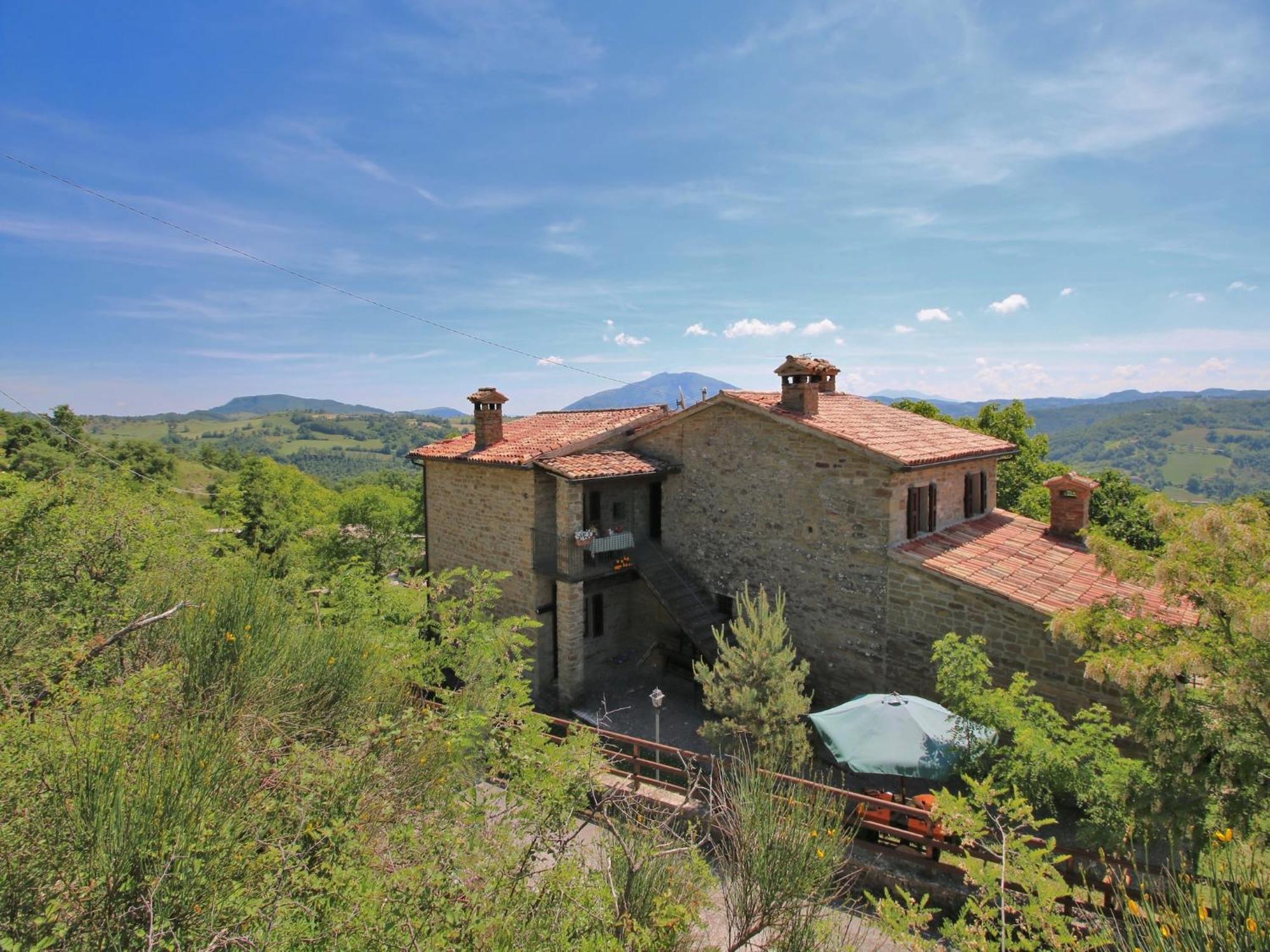 Vila Farmhouse In Apecchio With Swimming Pool Terrace Garden Exteriér fotografie